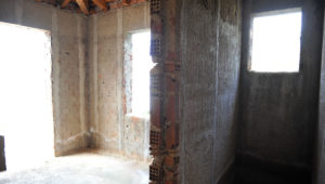 Unfinished property - Vlichos