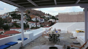 FERONIKI HOUSE