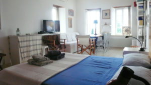 FERONIKI HOUSE
