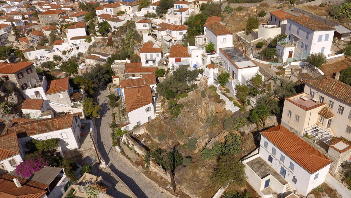 PLOTS OF LAND FOR SALE KALA PIGADIA Hydra Houses