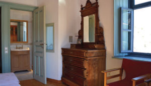 Kapon House