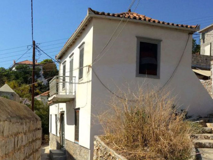 TRADITIONAL VILLAGE HOUSE