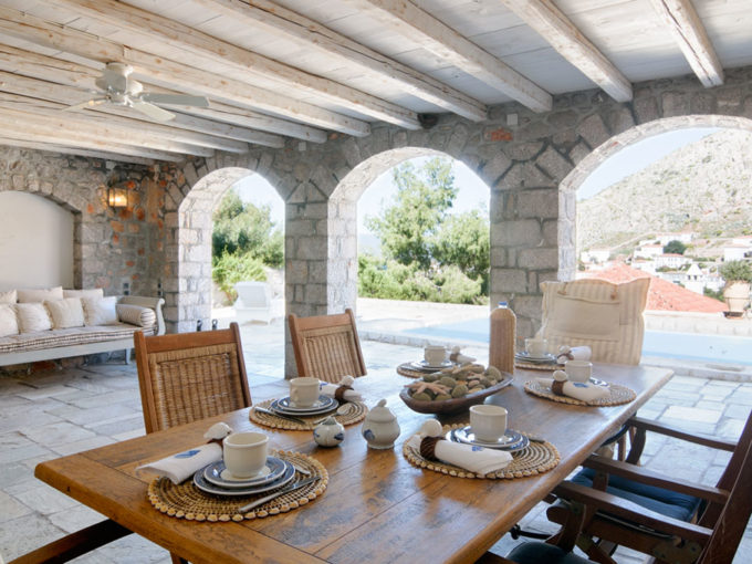 HYDRA STONE VILLA