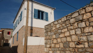Keslana House