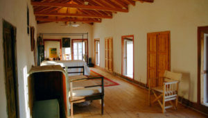 TRADITIONAL HYDRIOT COTTAGE