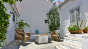 BOUGAINVILLIA COTTAGE