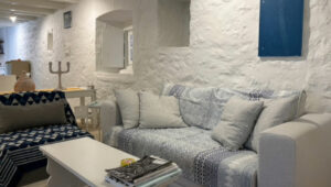 Hidden Hideaway at Four Corners, Hydra