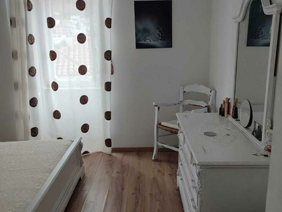 MetaxaHouseHydra (2)