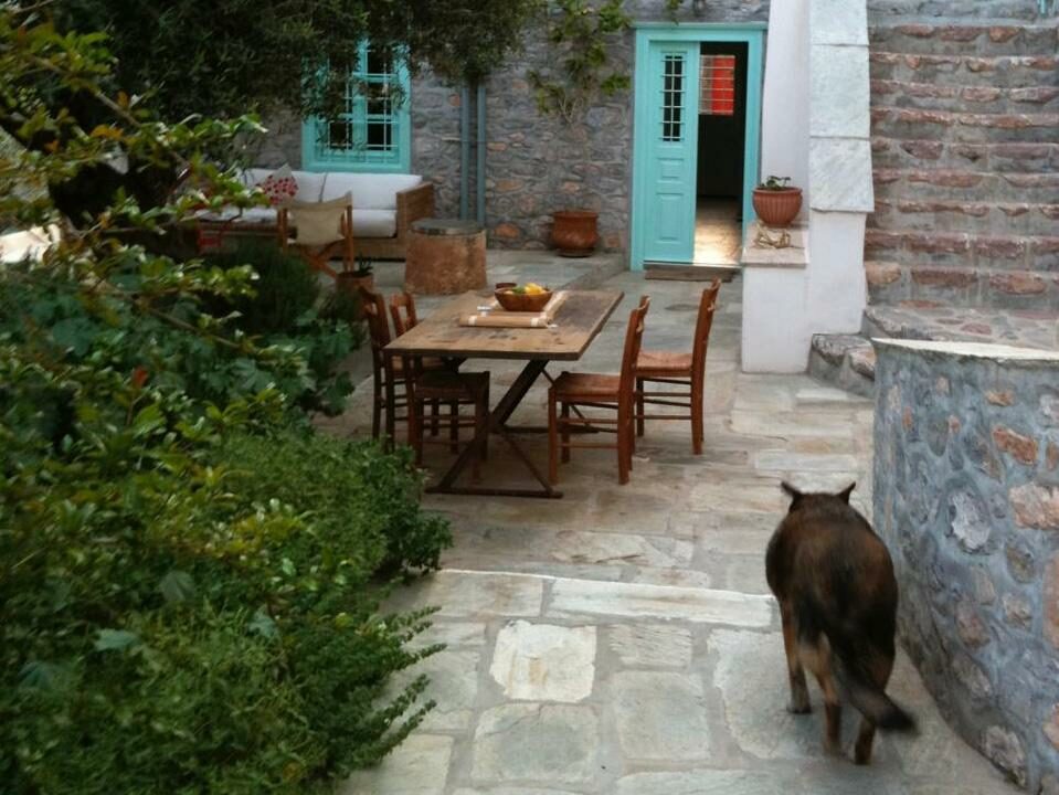 CharmingStoneHouseHydra (18)