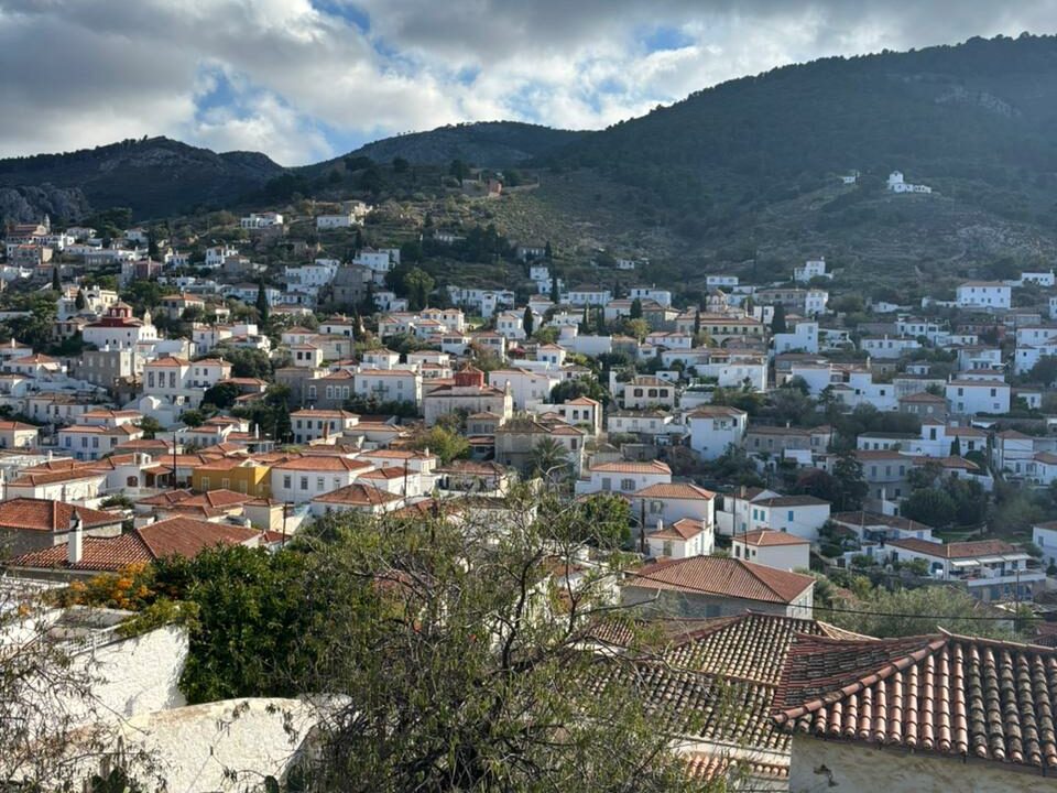 CharmingStoneHouseHydra (17)