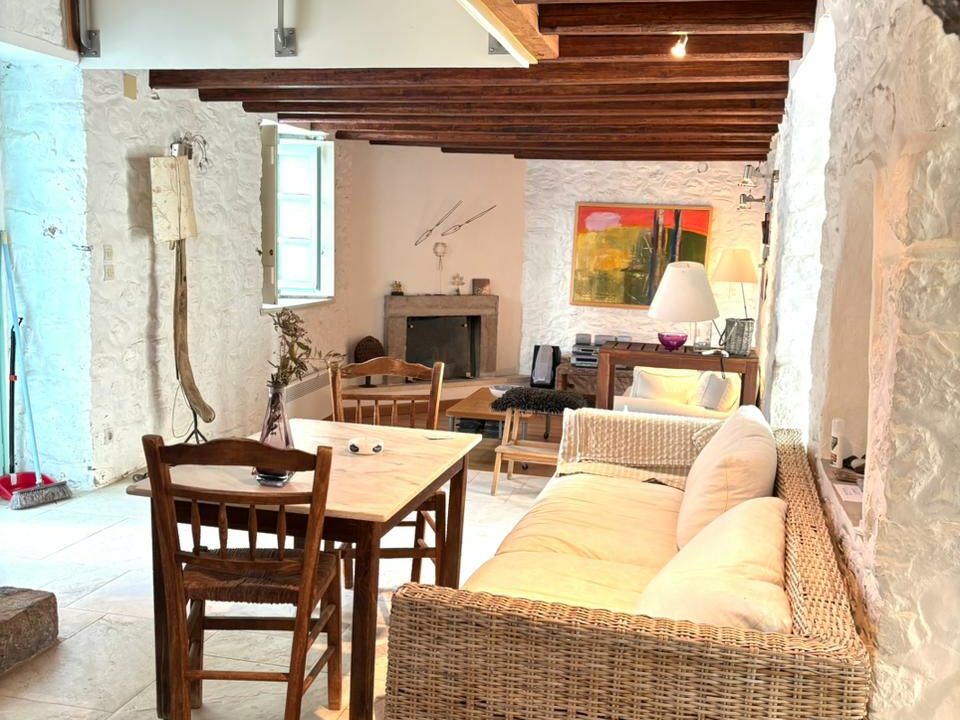 CharmingStoneHouseHydra (21)