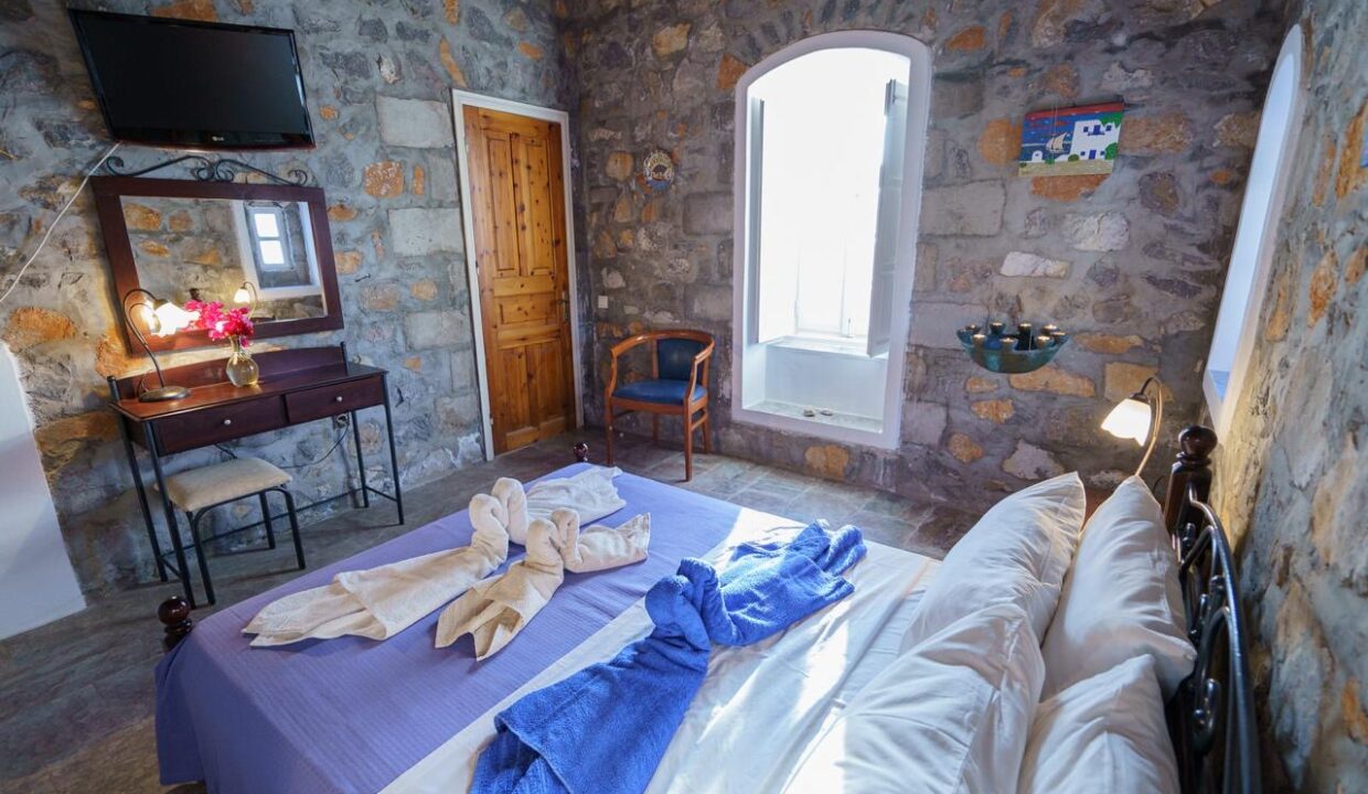 adacc718-355b-4b10-a355-ccd84539f526